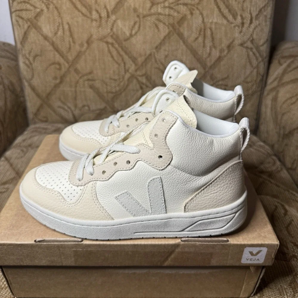 Veja V-15 Chromefree Leather Cashew Pierre Multico Women‎ Sneakers Size 5 EU 36